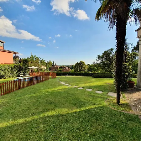 Mia Experience 招待所 4*