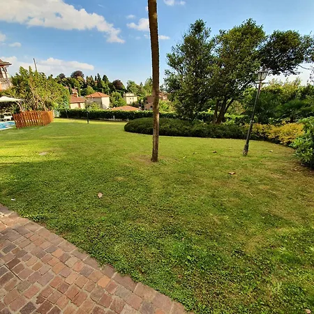 Mia Experience 招待所 4*